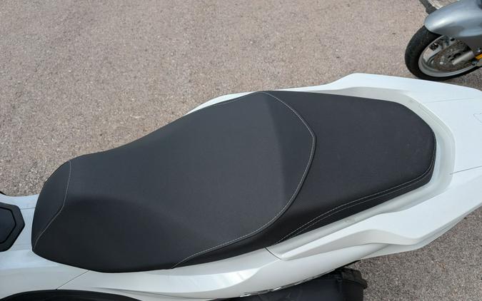 2022 Honda PCX150 ABS