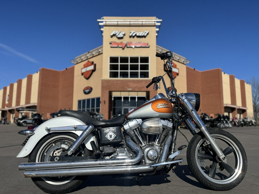 2012 Harley-Davidson®FLD Switchback™ CUSTOM