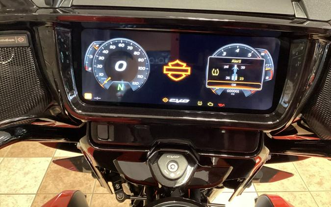 2026 Harley-Davidson® CVO Street Glide 3 Limited Citrus Heat CVO Tri-Tone