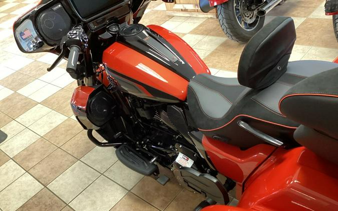 2026 Harley-Davidson® CVO Street Glide 3 Limited Citrus Heat CVO Tri-Tone