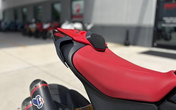 2024 Ducati MONSTER PLUS