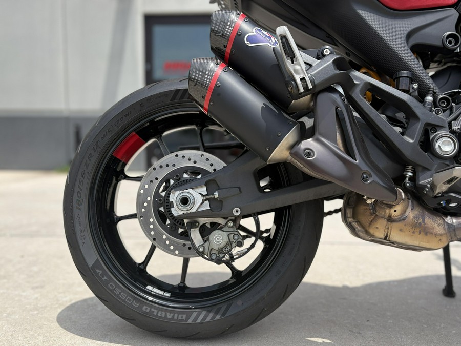 2024 Ducati MONSTER PLUS