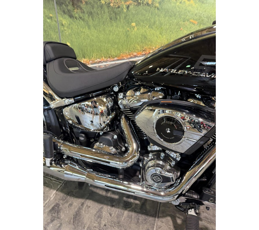 2026 Harley-Davidson Breakout