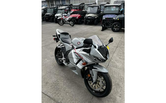 2026 Honda CBR600RR Base
