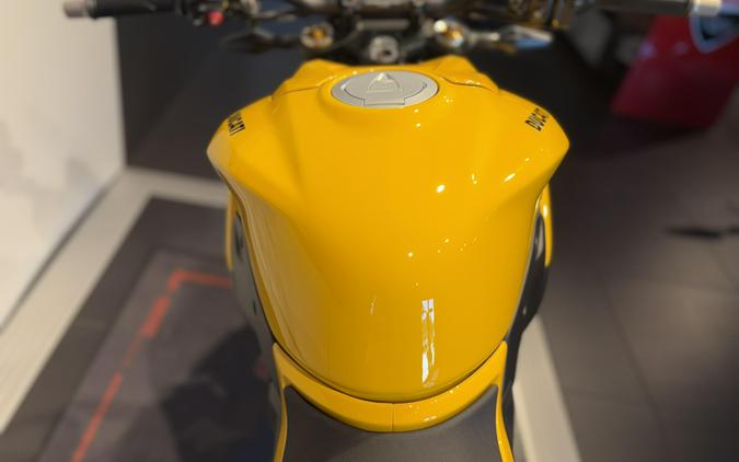2026 Ducati STREETFIGHTER V2S