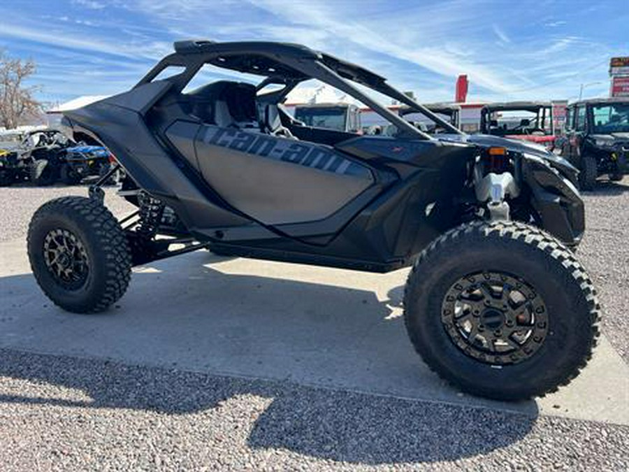 2024 Can-Am Maverick R X RS