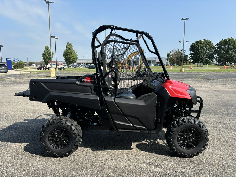 2025 Honda Pioneer 700 Deluxe