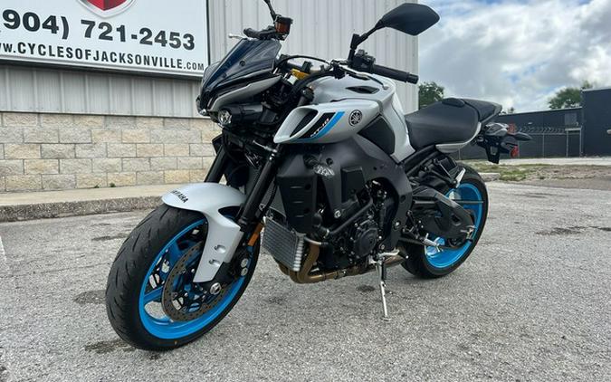 2025 Yamaha MT 10