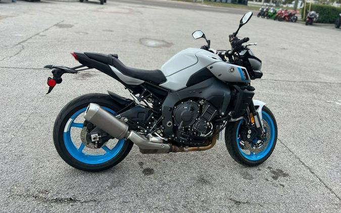 2025 Yamaha MT 10