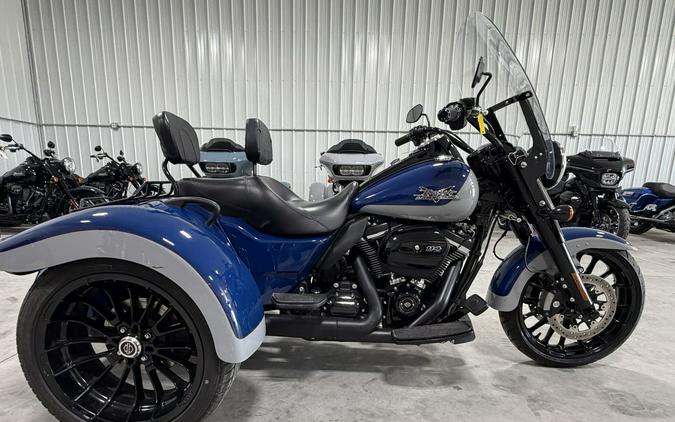 2023 Harley-Davidson® Freewheeler® BIL BLU/BIL GRY