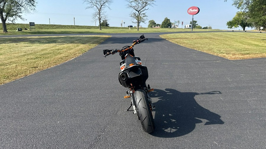 2020 KTM SMC 690 R