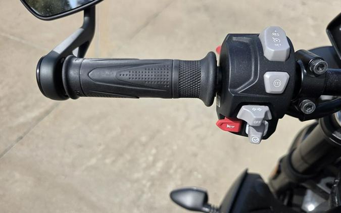 2019 Triumph Speed Triple RS Matt Jet Black