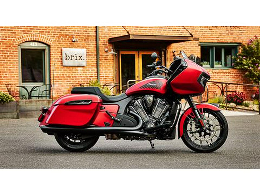 2024 Indian Motorcycle Challenger® Dark Horse®