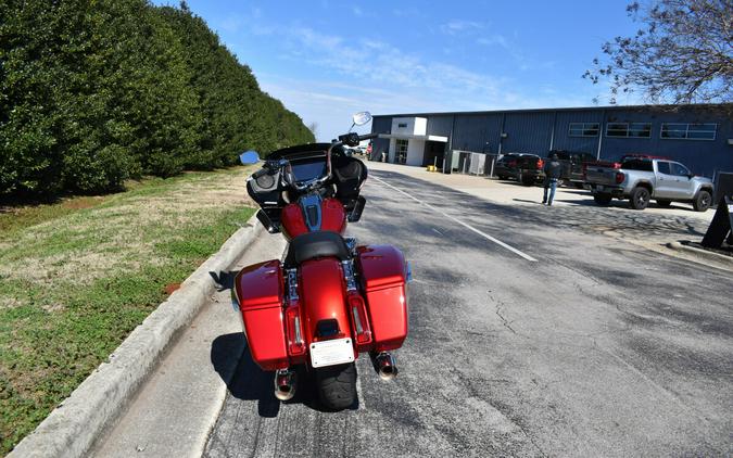 FLTRX 2025 Road Glide®