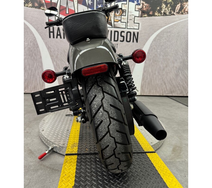 2019 XL 883N Iron 883™