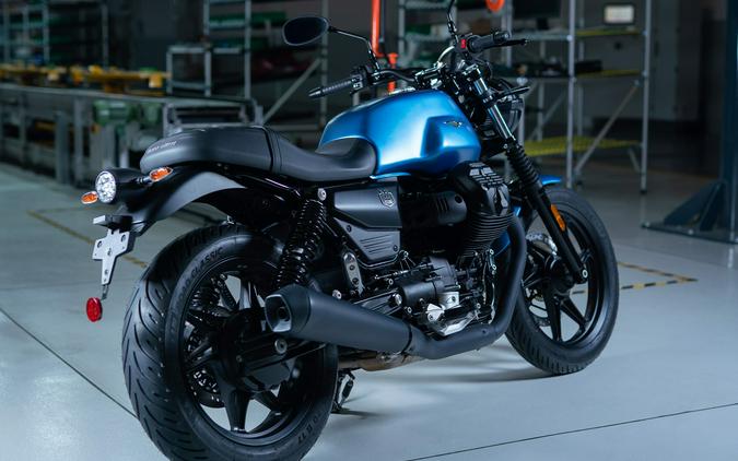 2026 Moto Guzzi V7 Stone