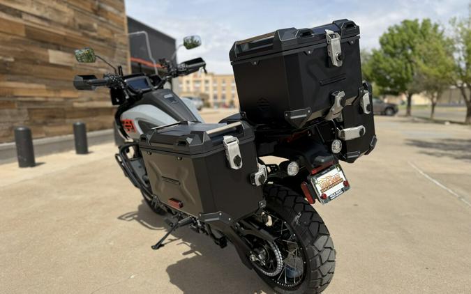 2026 Harley-Davidson® Pan America 1250 Limited Dark Billiard Gray