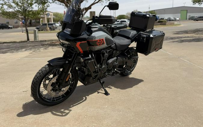 2026 Harley-Davidson® Pan America 1250 Limited Dark Billiard Gray