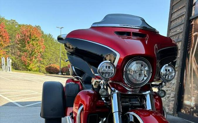 2021 Harley-Davidson CVO TRI GLIDE FLHTCUTGSE