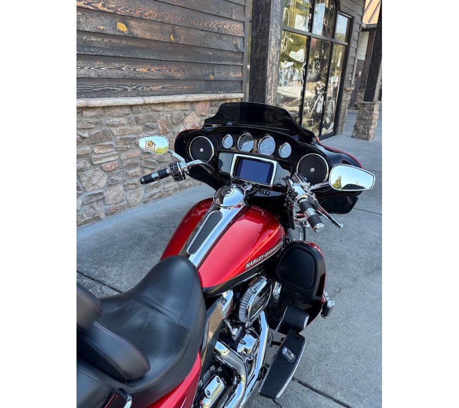 2021 Harley-Davidson CVO TRI GLIDE FLHTCUTGSE