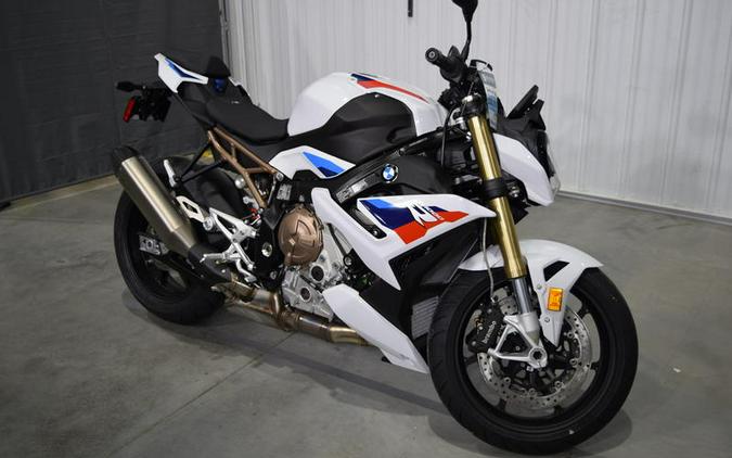 2024 BMW S 1000 R Light White/M Motorsport