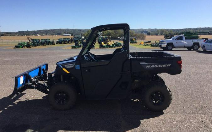 2023 Polaris Industries RANGER 1000 Premium Springfield Blue