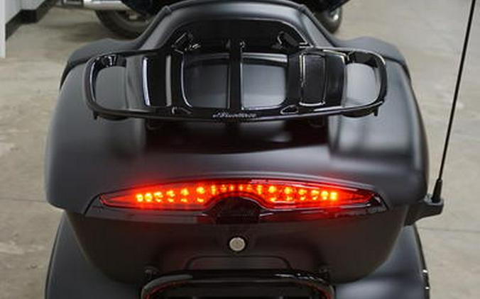 2025 Indian Motorcycle® Roadmaster® PowerPlus Dark Horse® Black Smoke