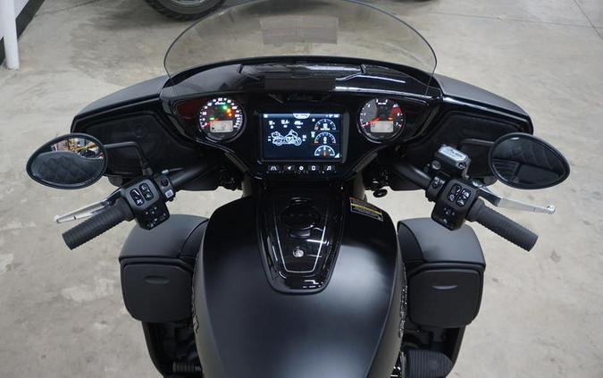 2025 Indian Motorcycle® Roadmaster® PowerPlus Dark Horse® Black Smoke