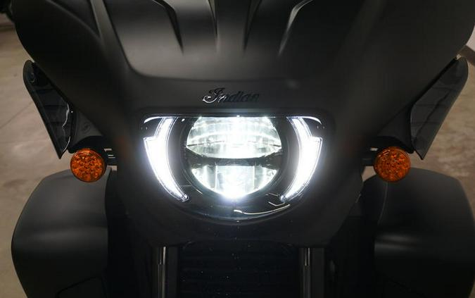 2025 Indian Motorcycle® Roadmaster® PowerPlus Dark Horse® Black Smoke