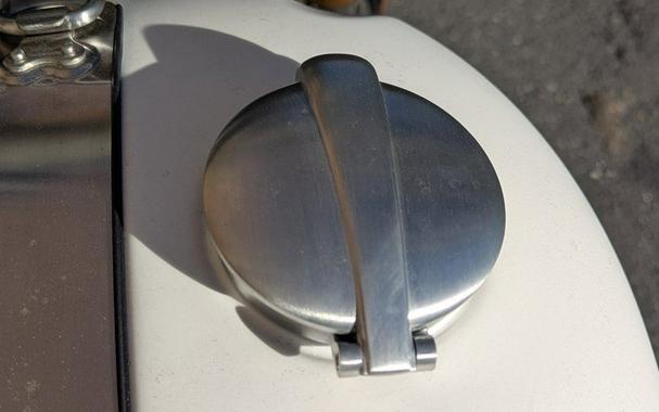 2026 Triumph Scrambler 1200 XE Matte khaki green