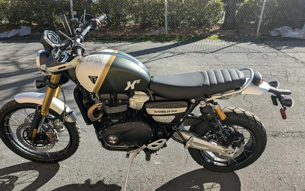 2026 Triumph Scrambler 1200 XE Matte khaki green