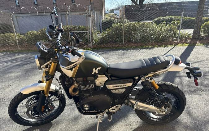 2026 Triumph Scrambler 1200 XE Matte khaki green