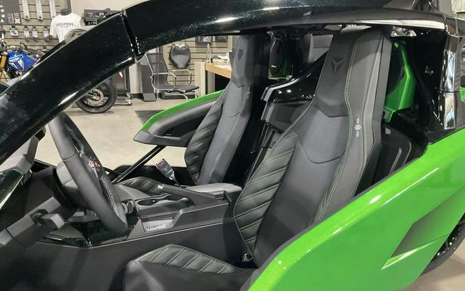 2026 Polaris Slingshot® Grand Touring Manual