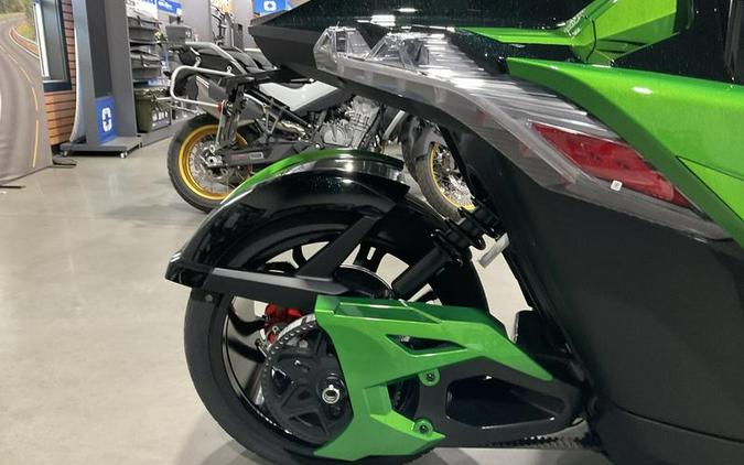 2026 Polaris Slingshot® Grand Touring Manual