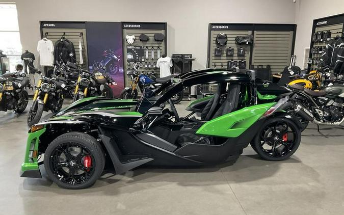 2026 Polaris Slingshot® Grand Touring Manual