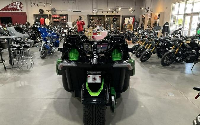 2026 Polaris Slingshot® Grand Touring Manual