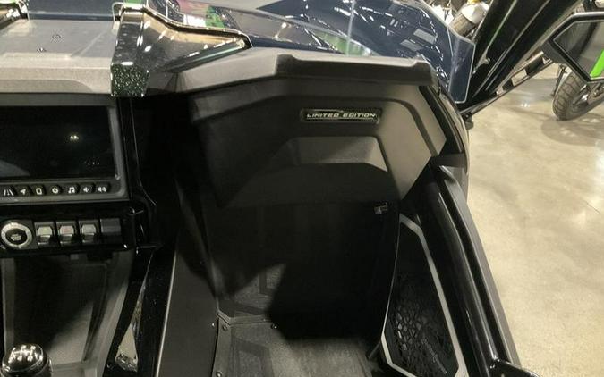 2026 Polaris Slingshot® Grand Touring Manual