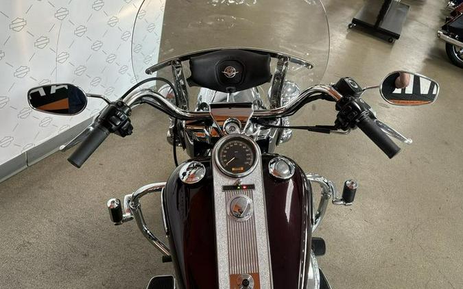 2006 Harley-Davidson® FLHRCI - Road King® Classic