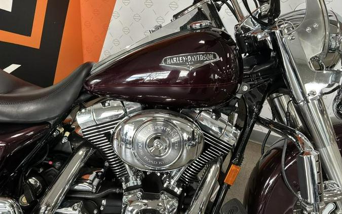2006 Harley-Davidson® FLHRCI - Road King® Classic