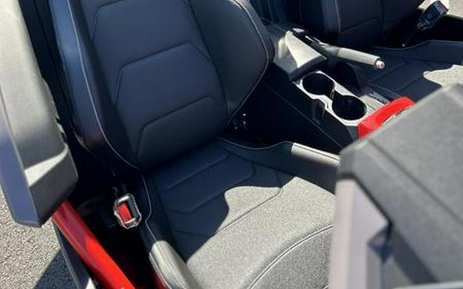 2026 Polaris Slingshot® R AutoDrive Radiant Gray with Indy Red Pearl