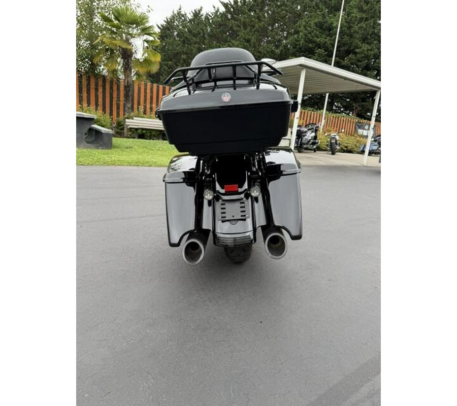 2021 Harley-Davidson Street Glide Special Vivid Black - Black Finish