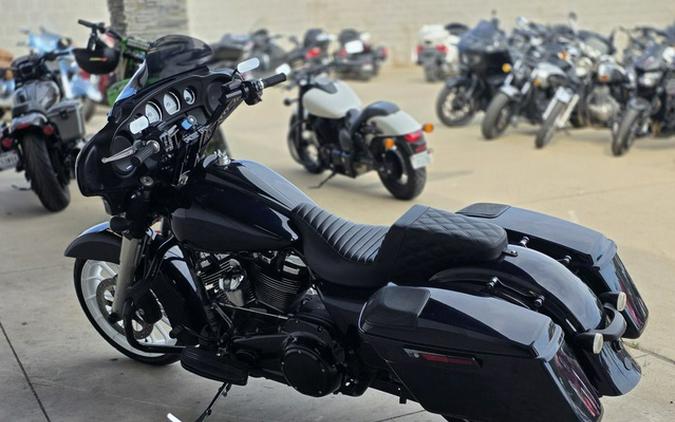 2019 Harley-Davidson Street Glide FLHX