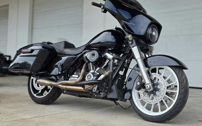 2019 Harley-Davidson Street Glide FLHX