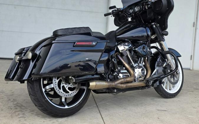 2019 Harley-Davidson Street Glide FLHX