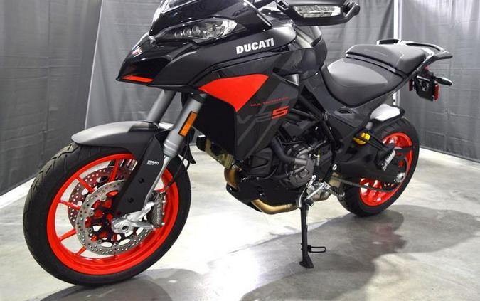 2024 Ducati Multistrada V2 S Black