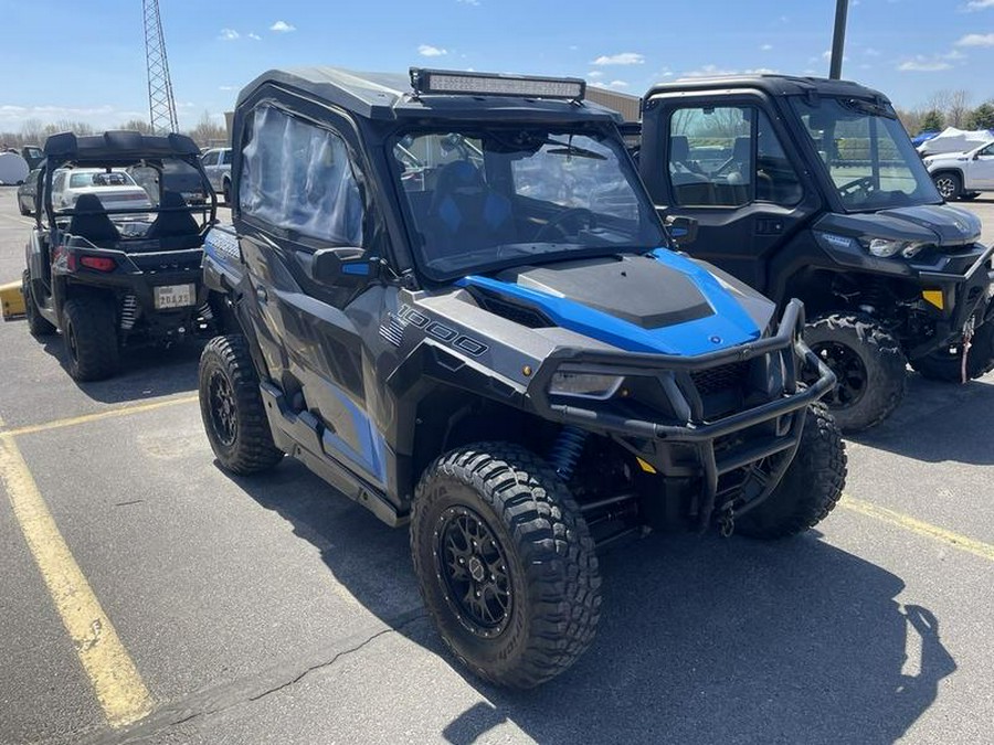 2019 Polaris® General® 1000 EPS Deluxe Titanium Metallic