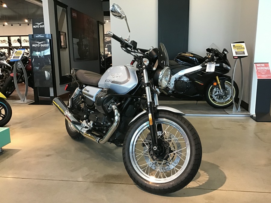 2021 Moto Guzzi V7 Special E5