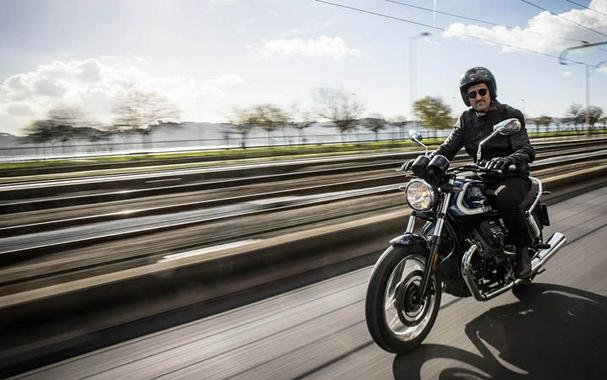 2021 Moto Guzzi V7 Special E5