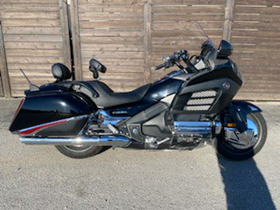 2014 Honda GL1800 GOLDWING F6B DELUXE