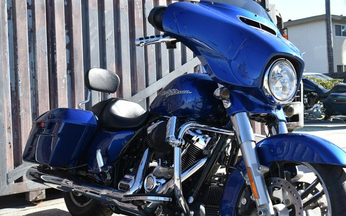 2017 Harley-Davidson® Street Glide® Special FLHXS